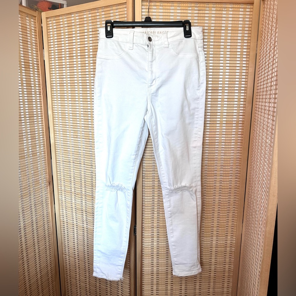 American Eagle White Distressed Super Stretch Skinny Jeans Size 8 R